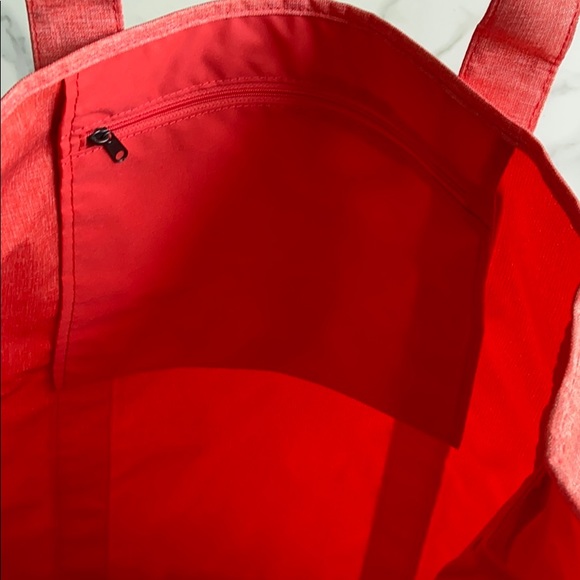 NWT Nike gym training tote bag - Picture 6 of 7